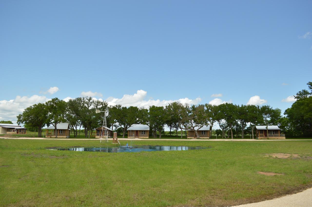 Vineyard Trail Cottages- Adults Only เฟรเดอริกส์เบิร์ก ห้อง รูปภาพ