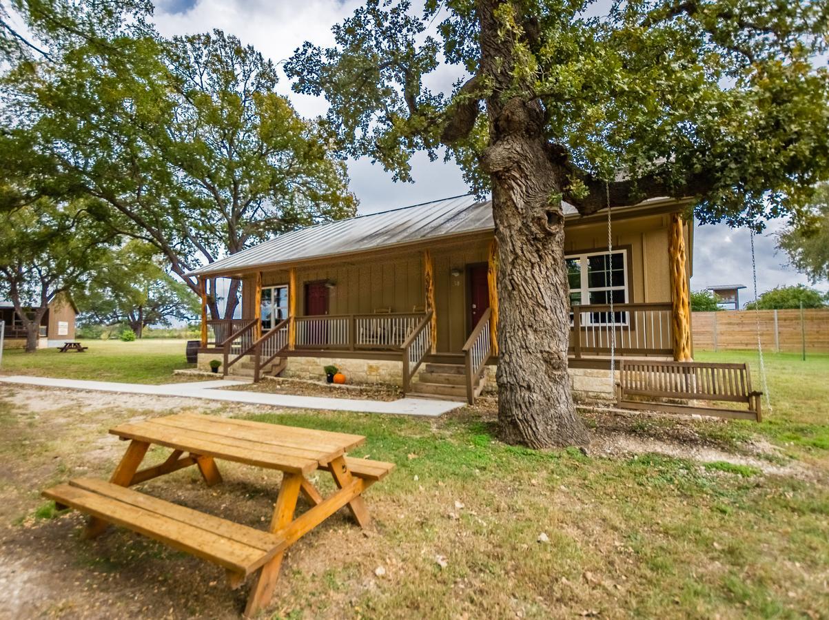 Vineyard Trail Cottages- Adults Only เฟรเดอริกส์เบิร์ก ห้อง รูปภาพ