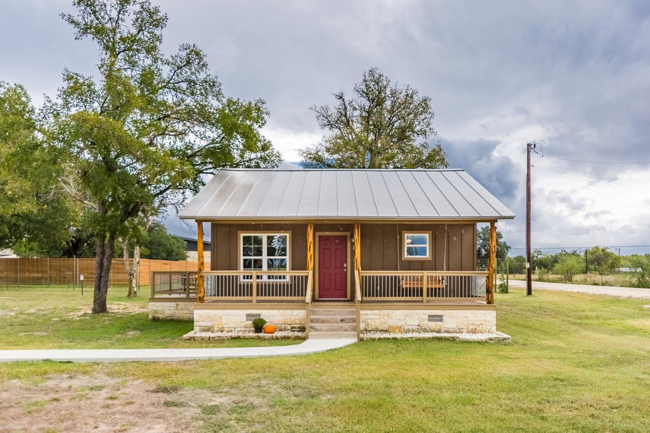 Vineyard Trail Cottages- Adults Only เฟรเดอริกส์เบิร์ก ห้อง รูปภาพ