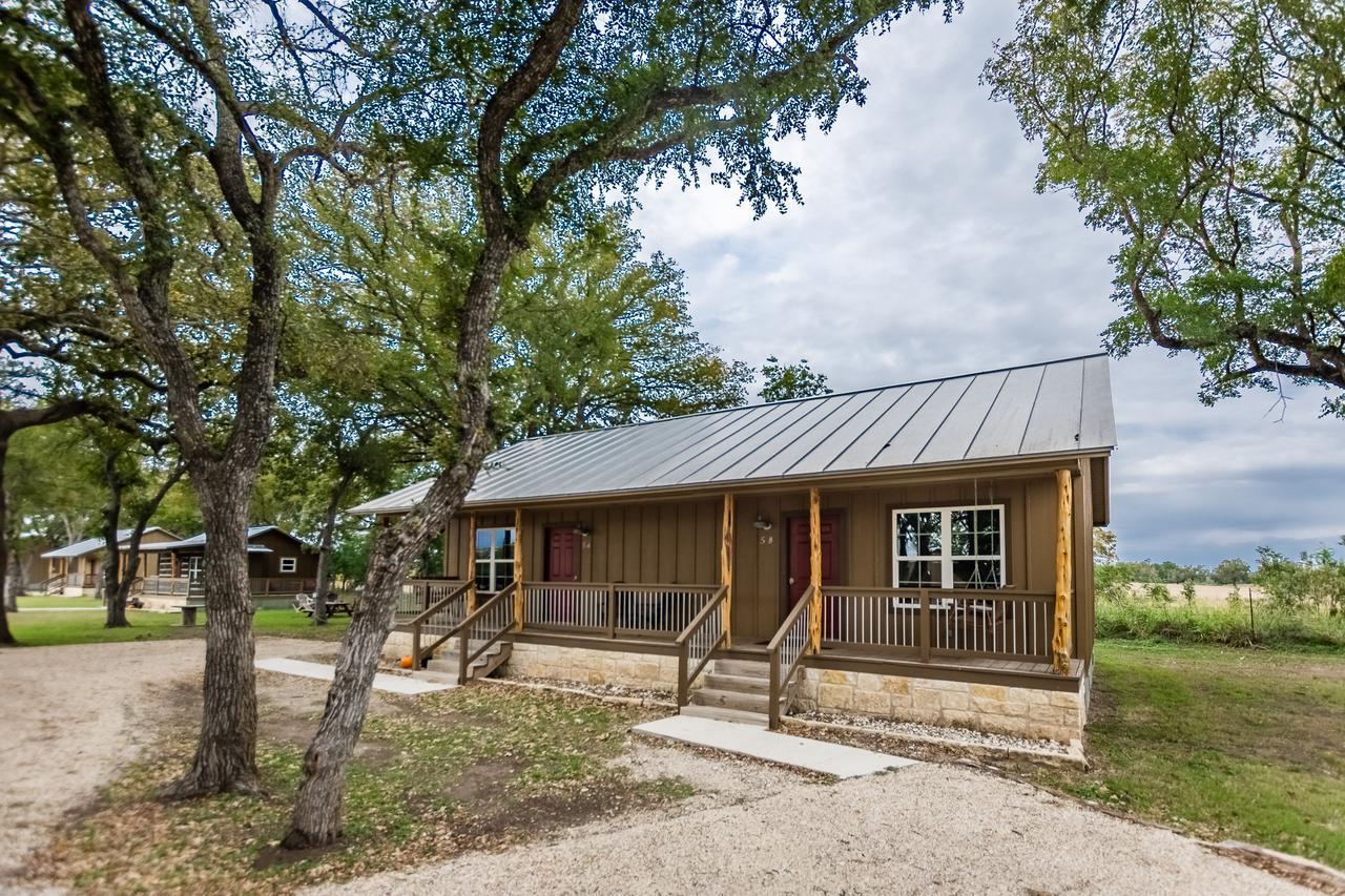 Vineyard Trail Cottages- Adults Only เฟรเดอริกส์เบิร์ก ห้อง รูปภาพ