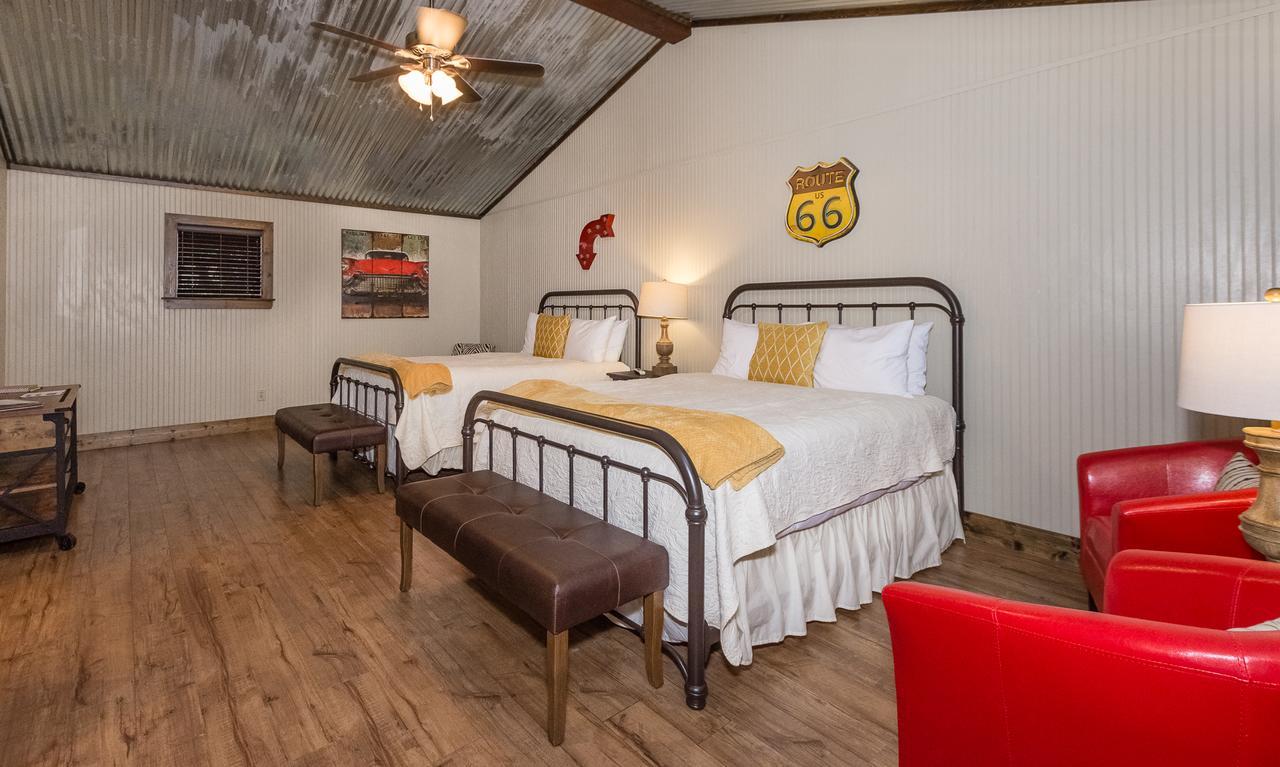 Vineyard Trail Cottages- Adults Only เฟรเดอริกส์เบิร์ก ห้อง รูปภาพ